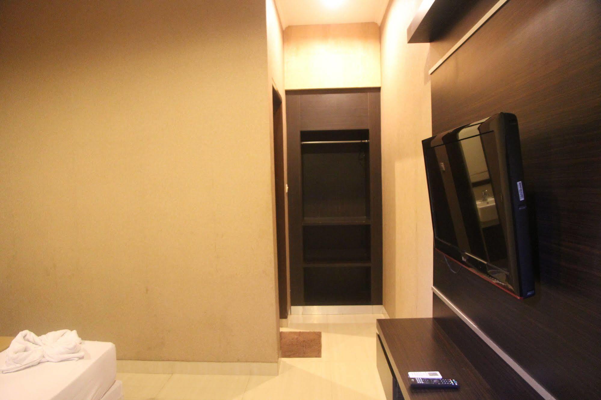 Hotel Bumi Aditya Senggigi Exterior foto